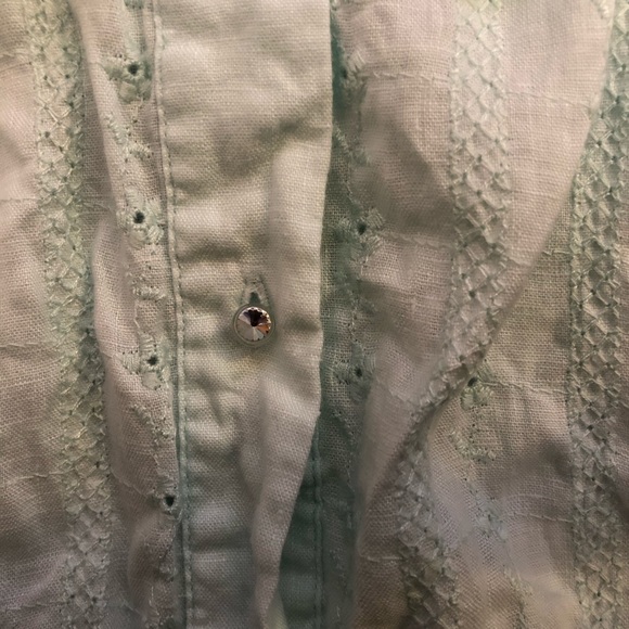 Blue button down tank - Picture 3 of 3